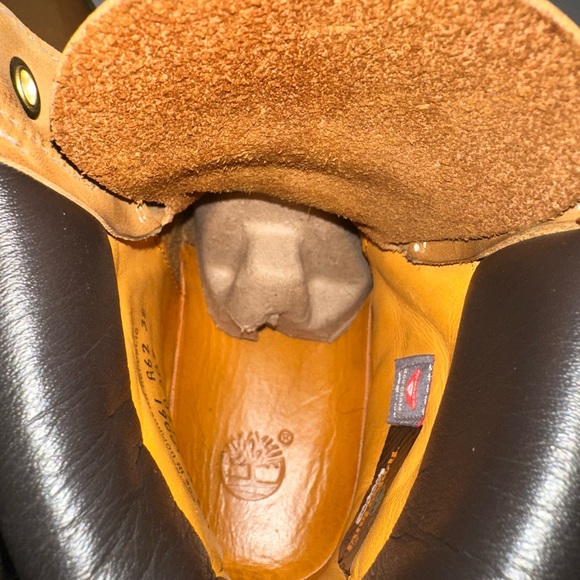 Timberland Brown Leather Boots with Black Collar